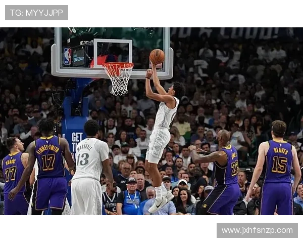 基德称克里斯蒂在独行侠表现提升显著现已展现出极高的自信与水平